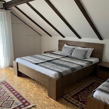 Vacation House Studenac Bihać エクステリア 写真