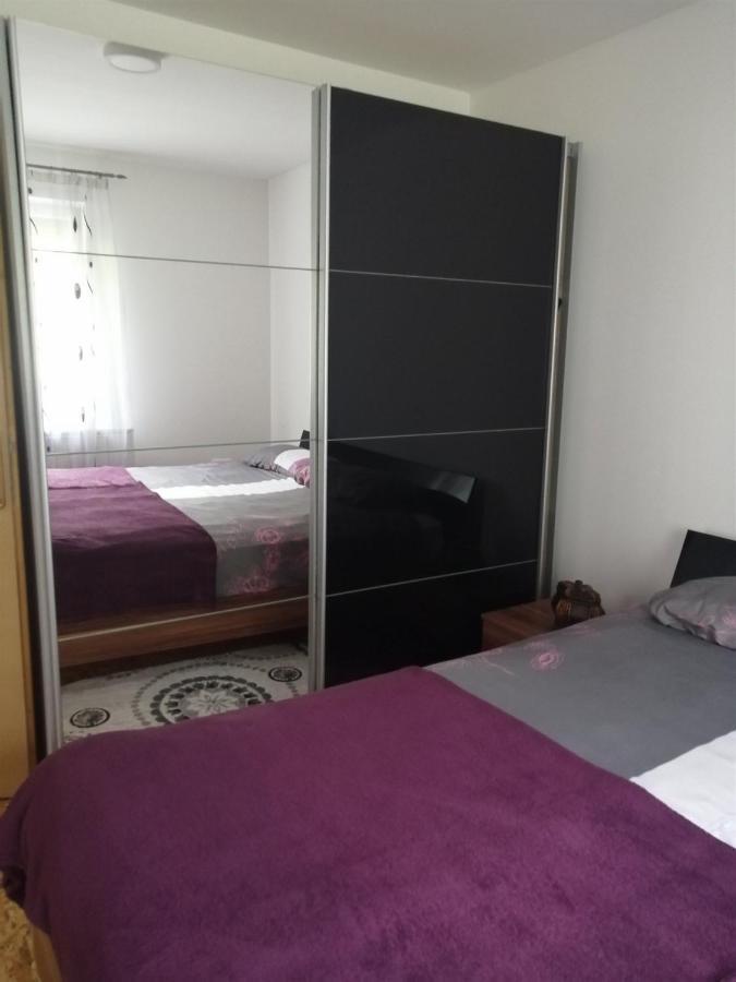 Vacation House Studenac Bihać エクステリア 写真