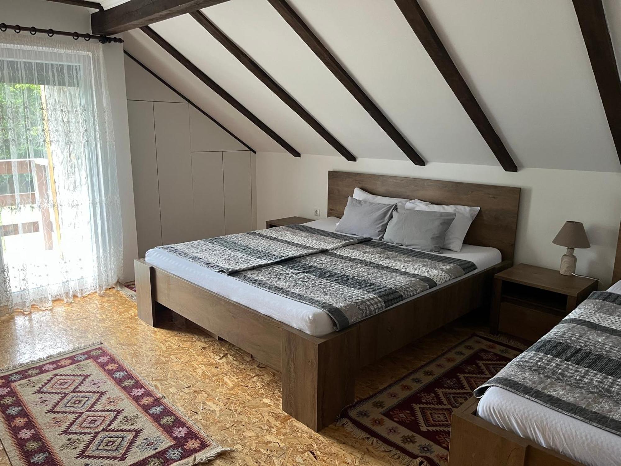 Vacation House Studenac Bihać エクステリア 写真